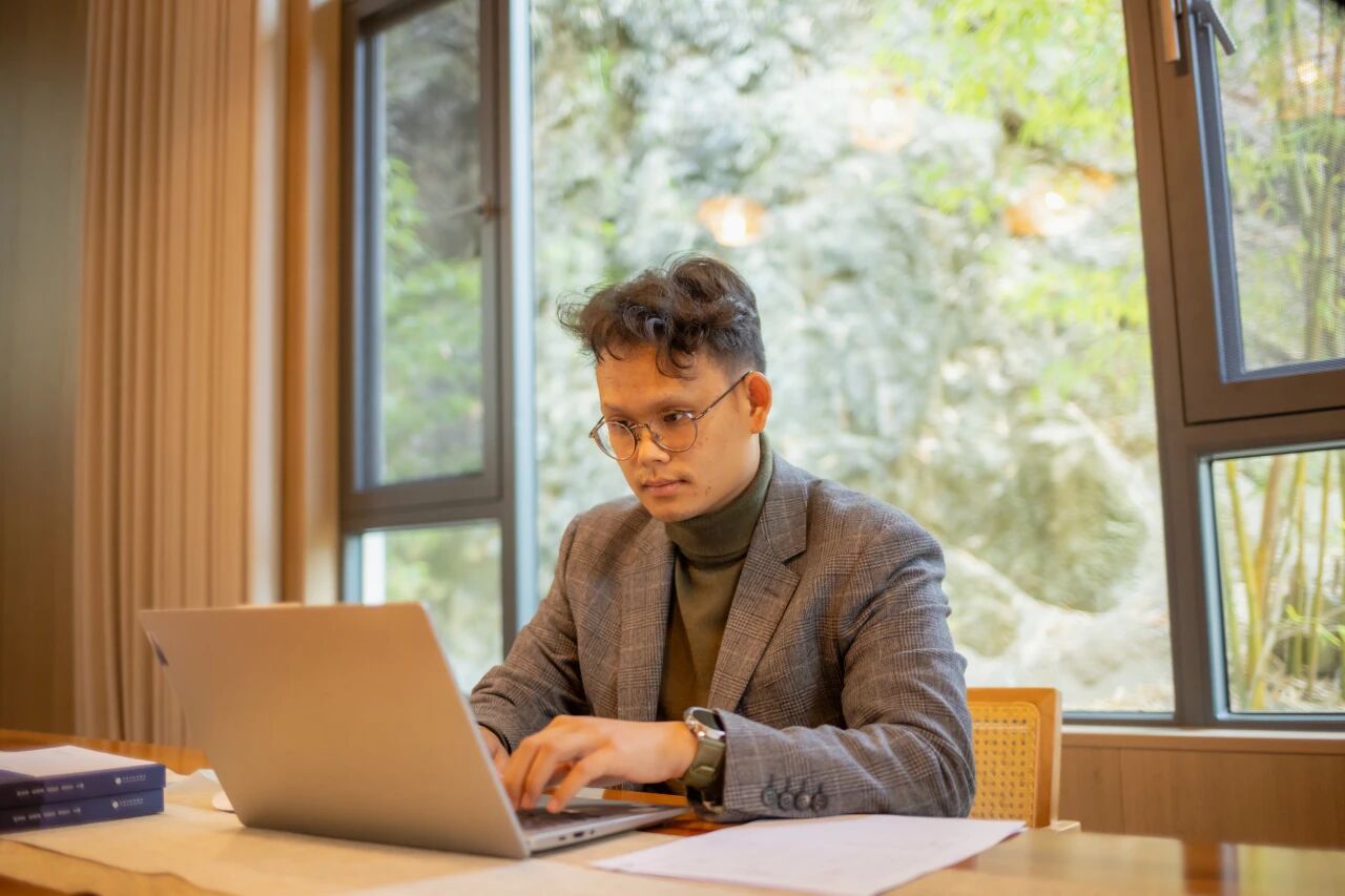 殷琦丰：6000万！90后毕业生把“土著鱼”做...